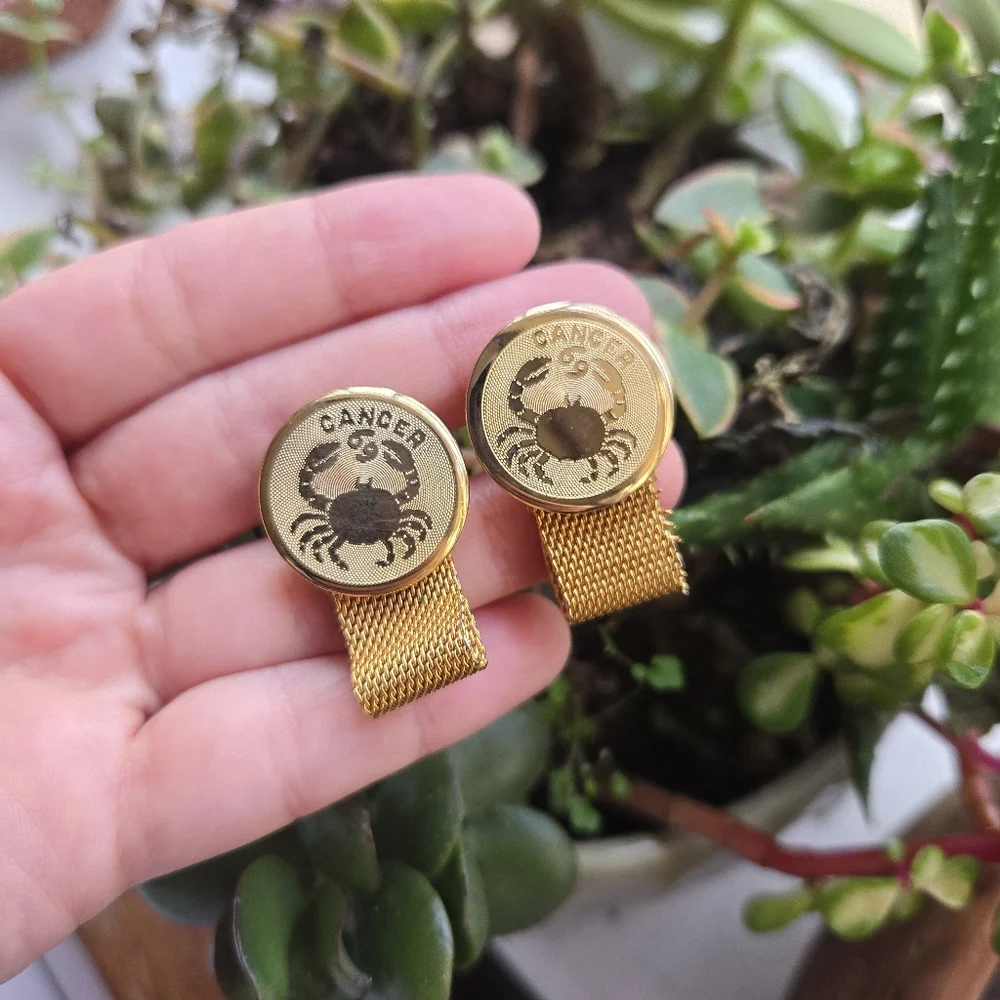Vintage Gold Zodiac Cancer Astrological Crab Round Cuff Links